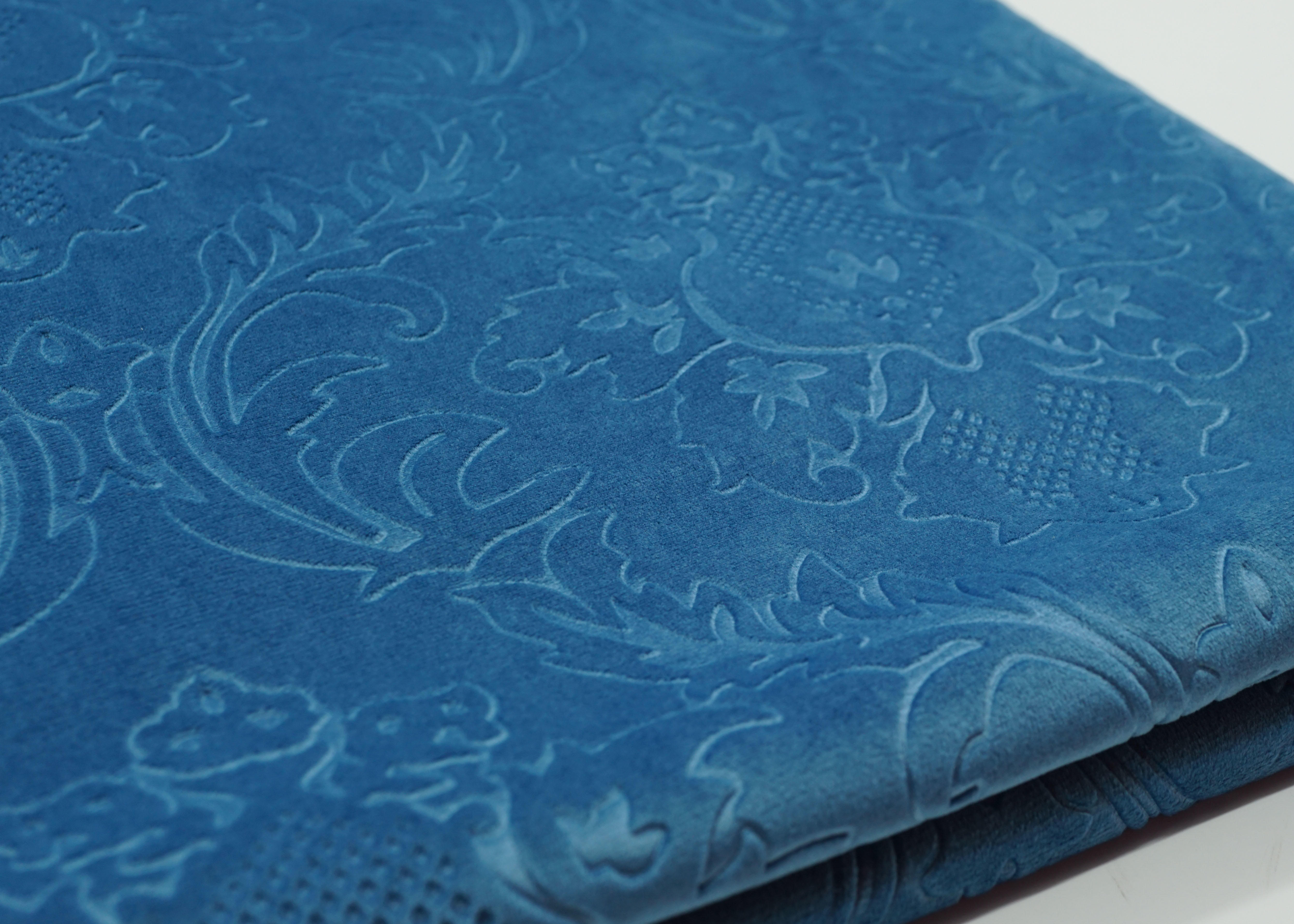 100% polyester velvet sofa fabric 3D embossed velvet fabric for sofa upholstery