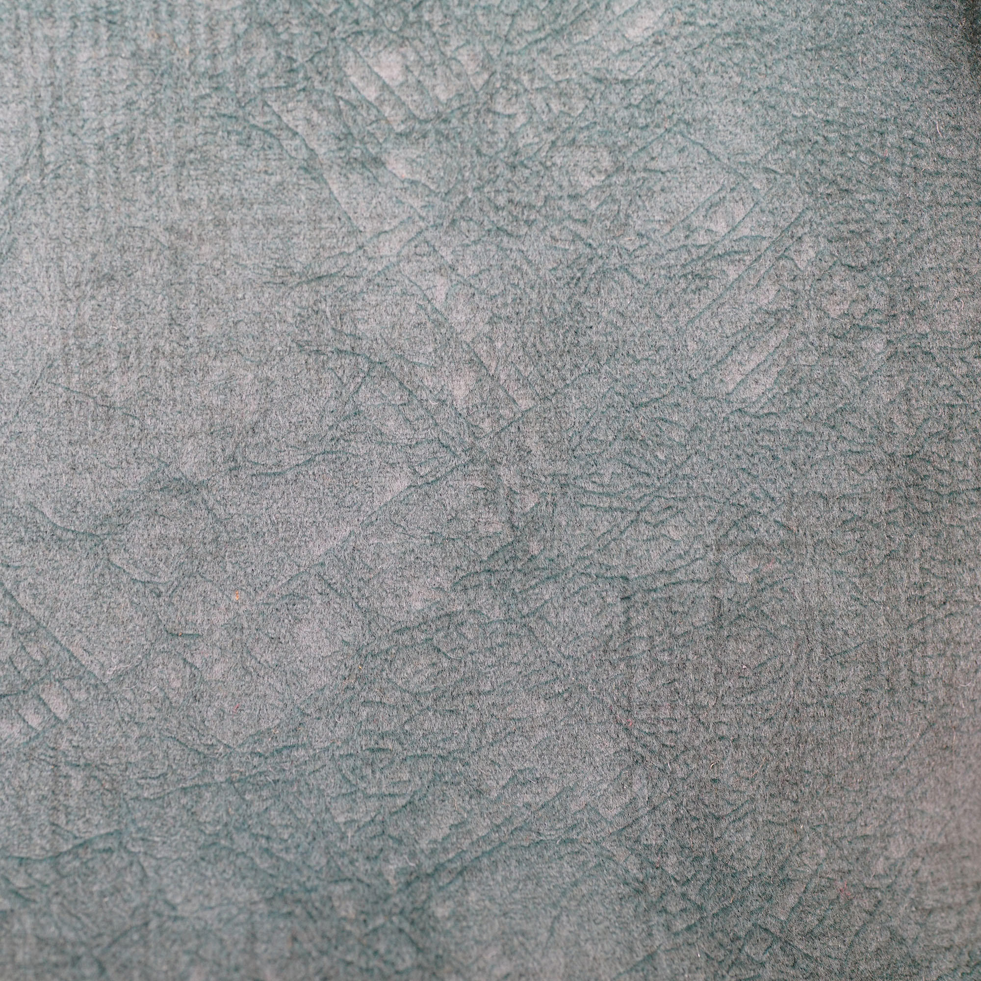 China supplier velvet polyester cheap upholstery fabric for sofa cover