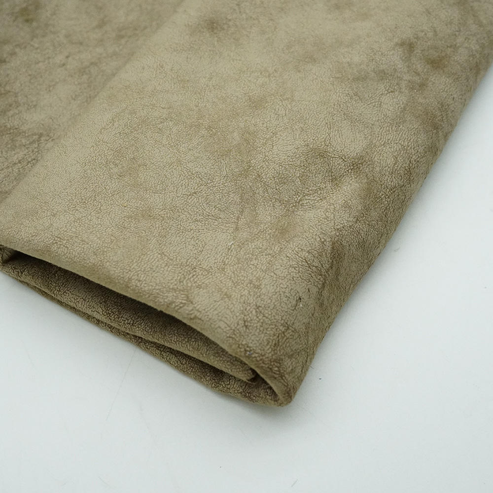 Market Hot Selling Breathable 100% Polyester Home Textile Velvet Fabric Upholstery