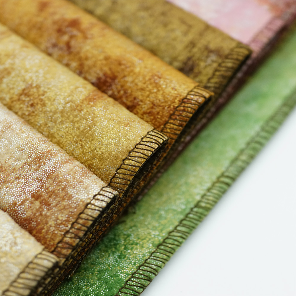 What should you pay attention to when choosing polyester decorative fabrics?