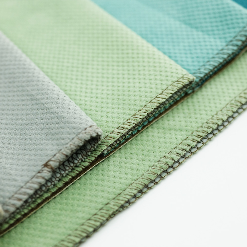 Home Textiles Modern Sofa Upholstery Fabric 100% Polyester Velvet Fabrics