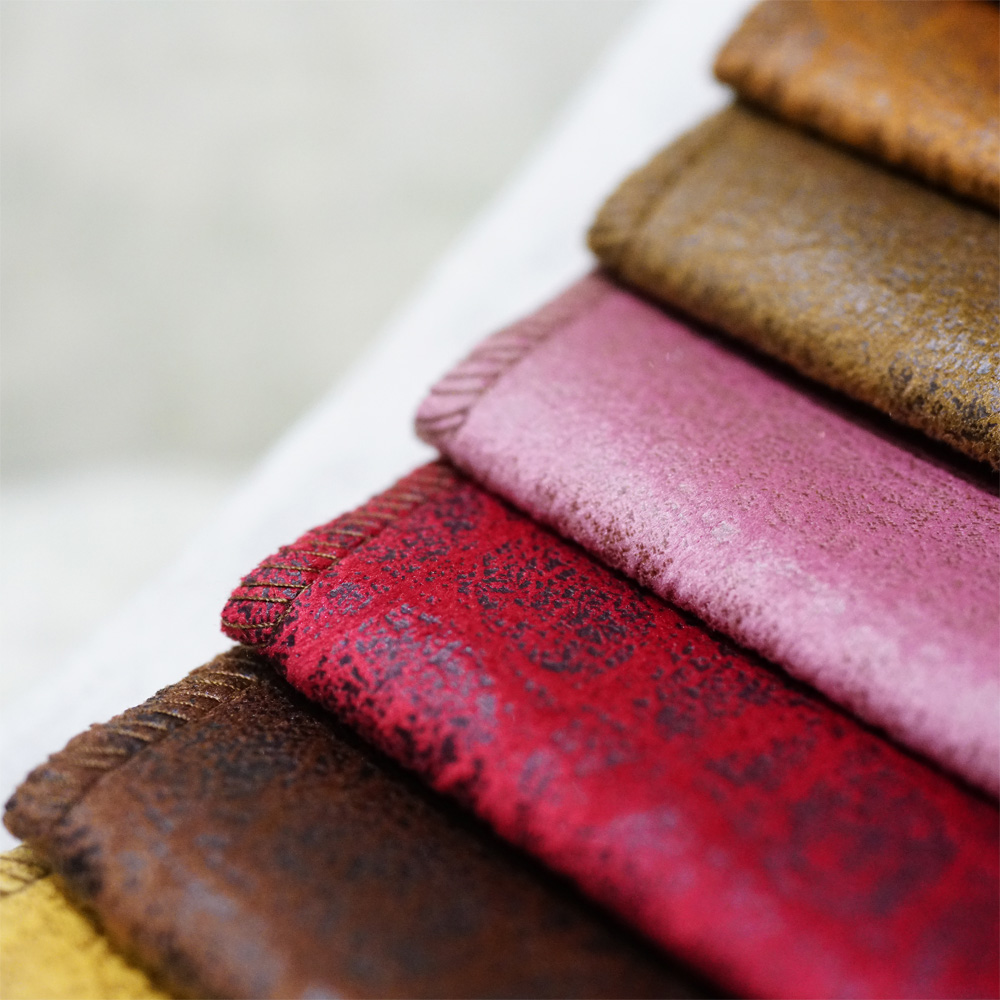 Fashion 100% Polyester Velvet Sofa Upholstery Fabric